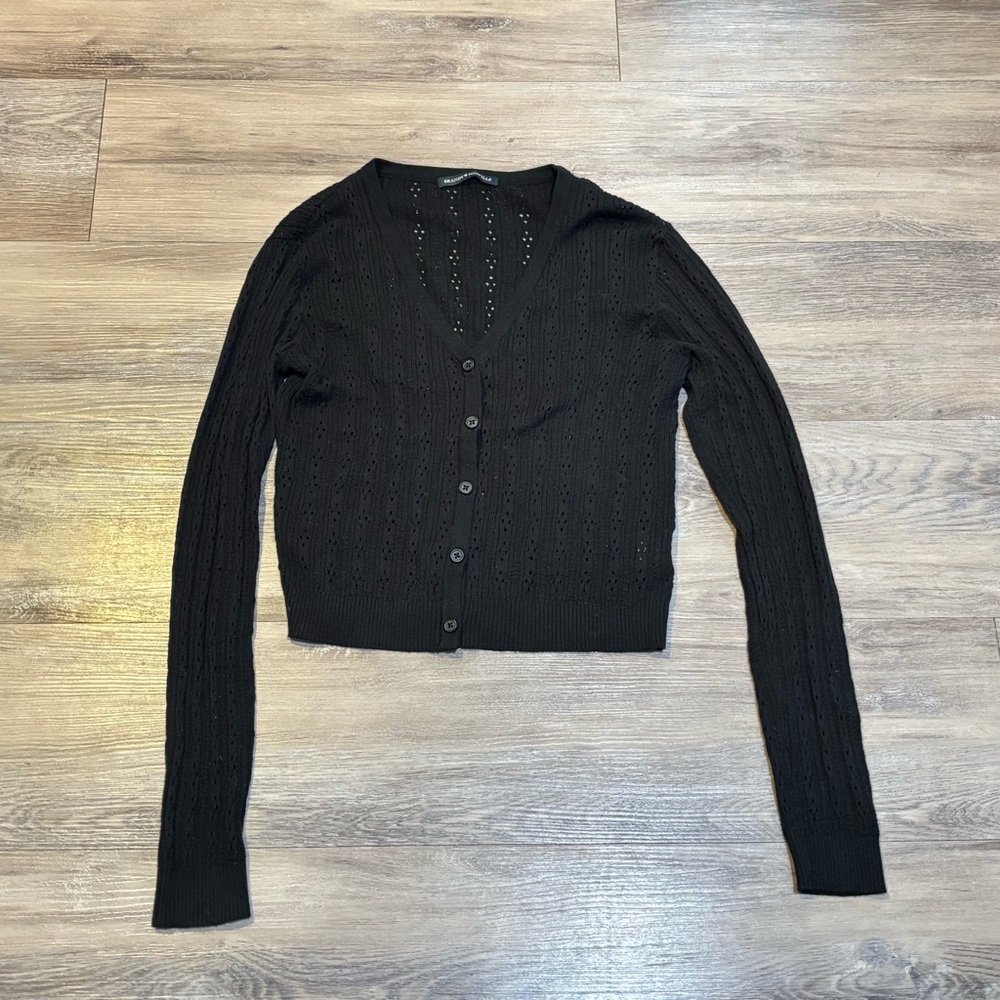 Brandy Melville black v neck pointelle button crop cardigan sweater Sz small - Picture 8 of 10
